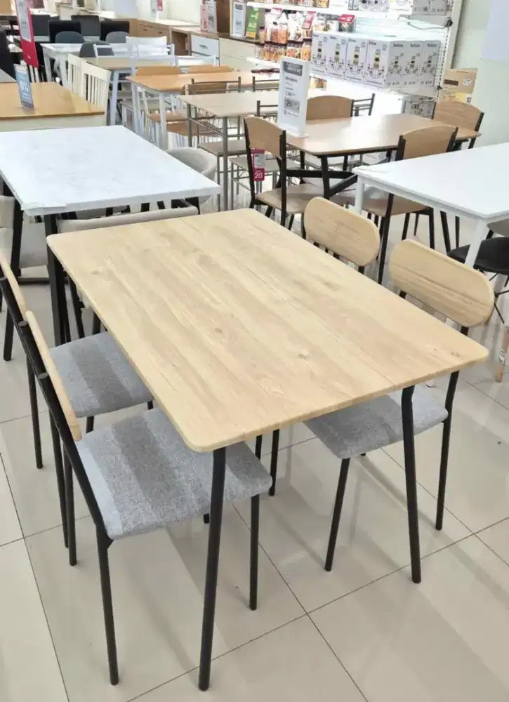 jual murah meja makan 4kursi