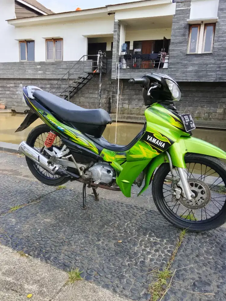 Jupiter z taun 2007 ss kumplit pajak jalan minus cek d tempat