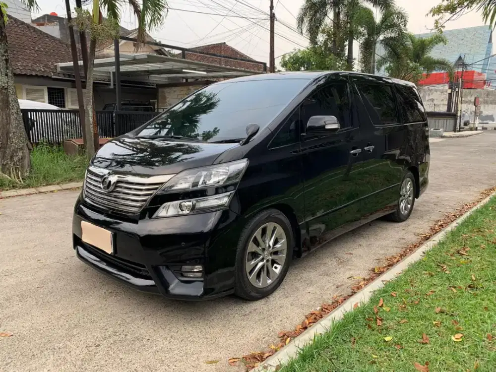 Vellfire Z 2011 (dp.10jt)  Sangat bagus