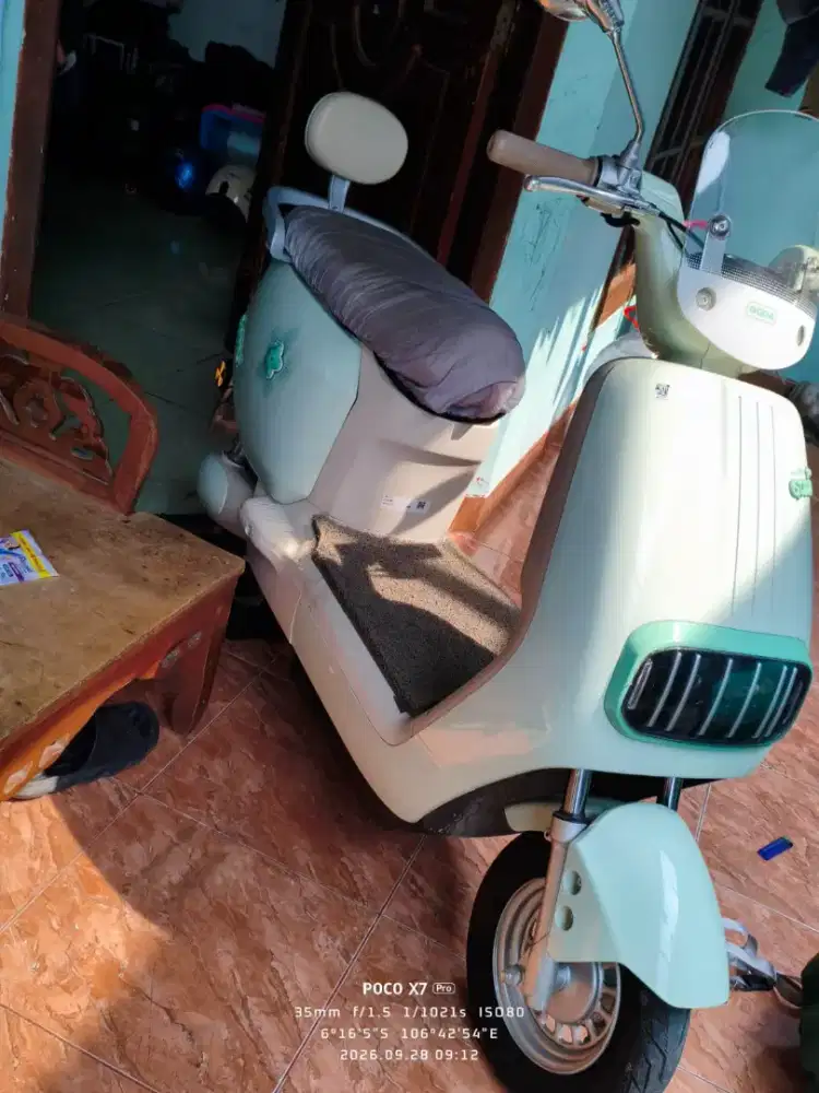 Di jual sepedah listrik merek goda neo 123