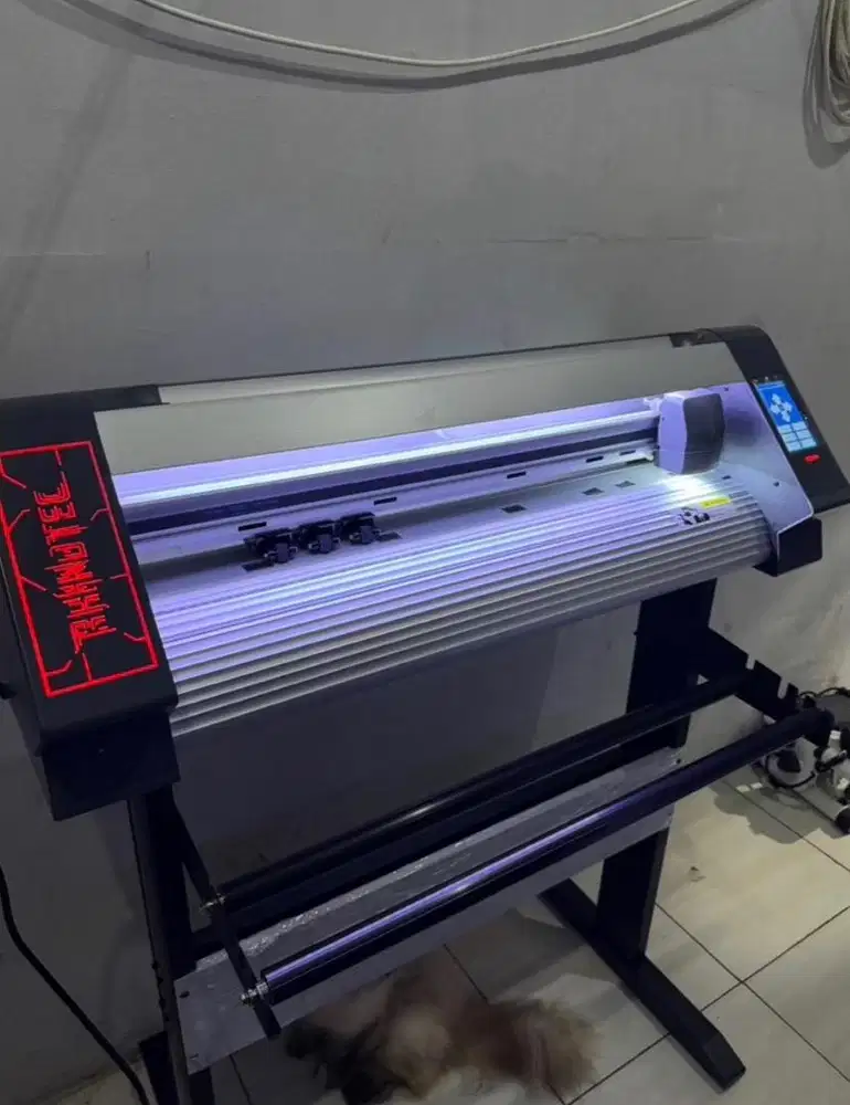 RHINOTEC CUTTING PLOTTER MACHINE - RC60XA AUTO COUNTOUR