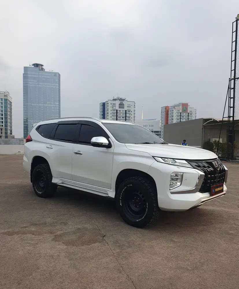 MITSUBISHI PAJERO SPORT DAKAR 4x4 2022
