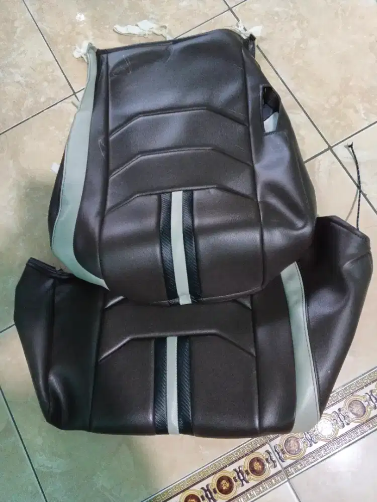 Sarung Jok Mobil.