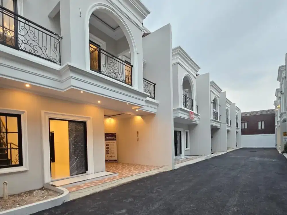 Rumah 3 Lantai Di Jagakarsa Dalam Cluster Lokasi Strategis Akses 2 Mobil