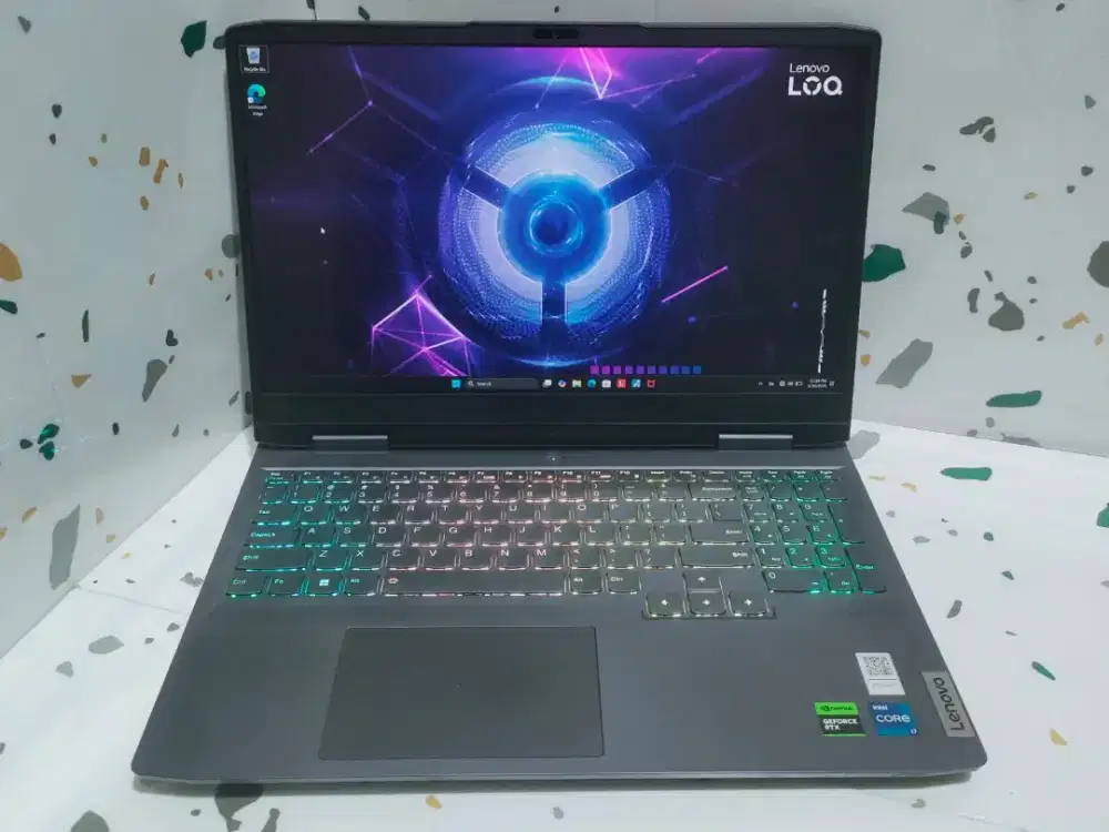 Lenovo LOQ 15IRH8