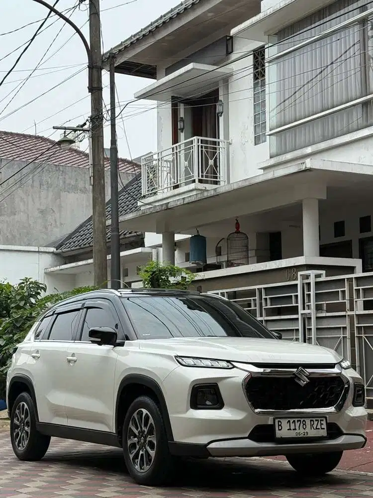 SUZUKI GRAND VITARA GX HYBRID AT 2023 LOW KM