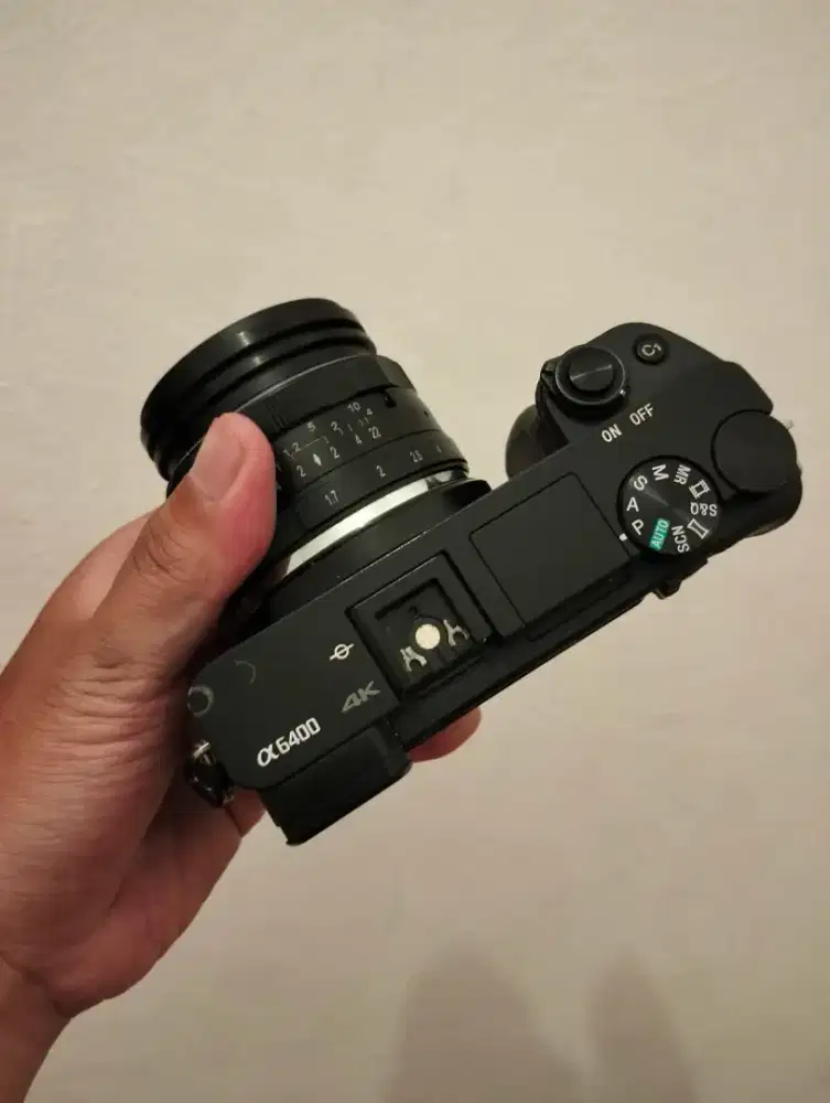 SONY A6400 LENSA 35MM F1.7