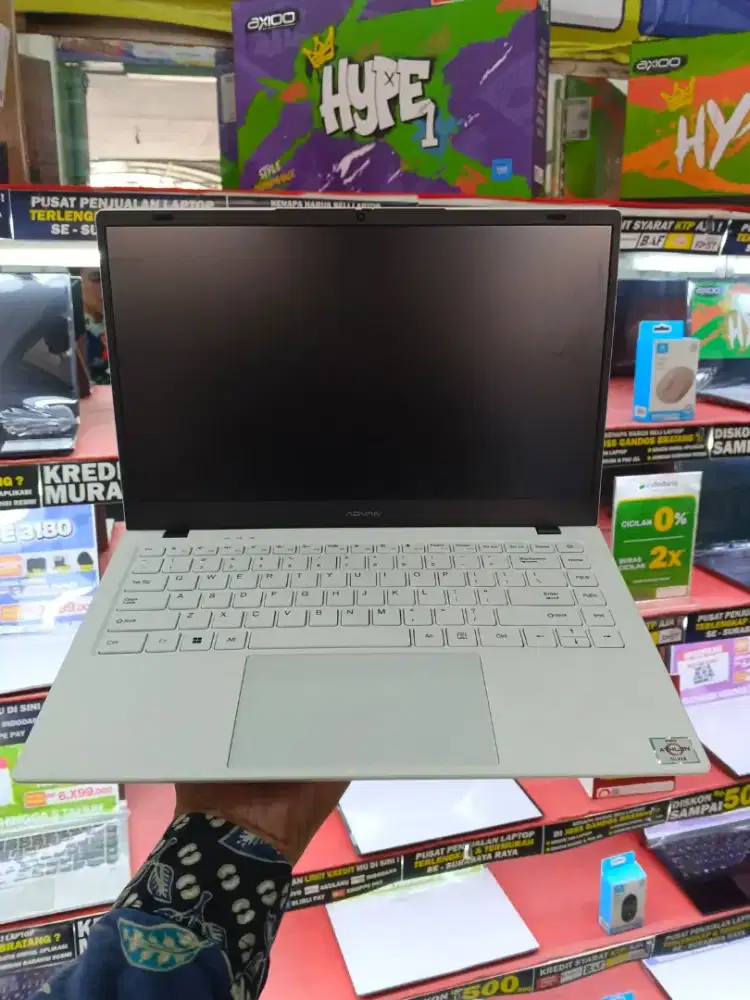 LAPTOP BARU MODEL SLIM WARNA ELEGAN ADVAN SOULMATE X