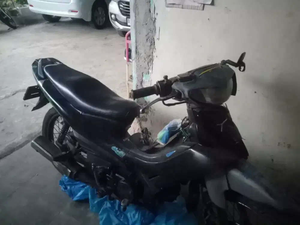 tossa model jupiter ss kumplit
