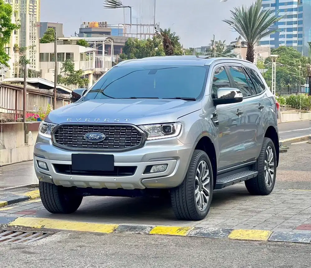 Ford Everest Titanium 4x4 AT 2022 / 2025 / Odo 8rbu Kilometer