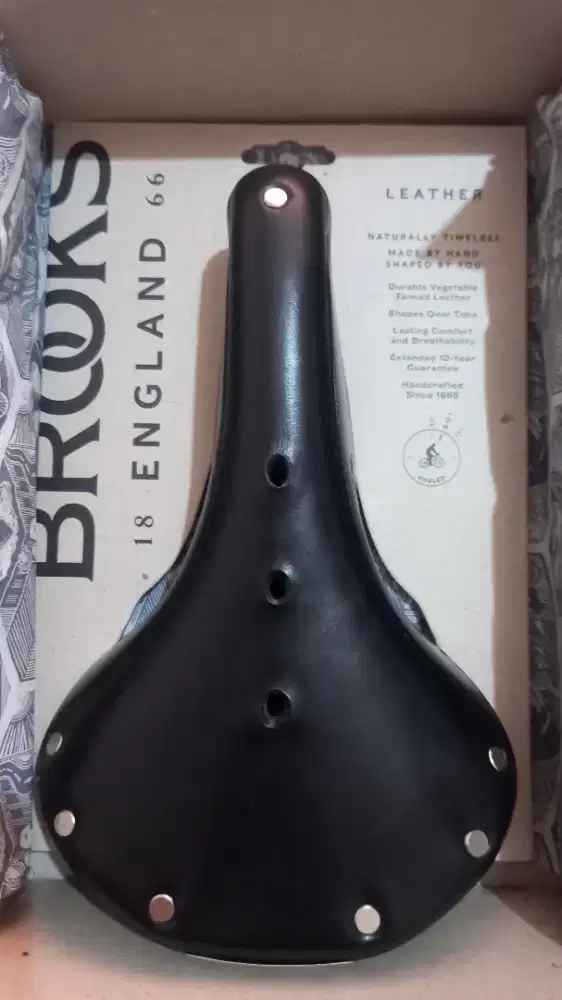 Sadel Brooks B17 - Hitam