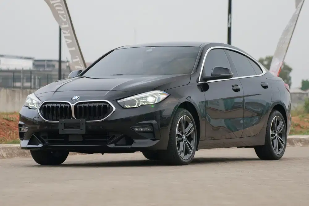 BMW 218i Sport Line Gran Coupe 2022 320I 330I 520I 530I C200 C300 E300