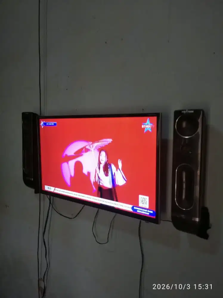 TV LED Polytron Tower 32