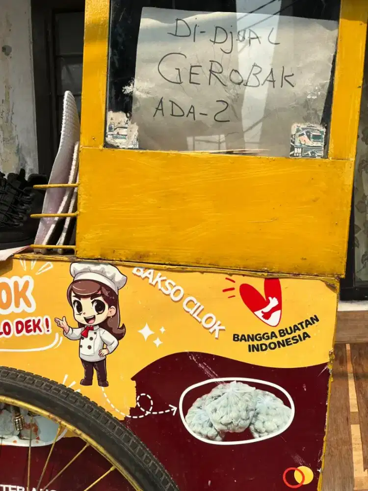 Di jual cepat ada 2 gerobak cilok, bakso, serbaguna