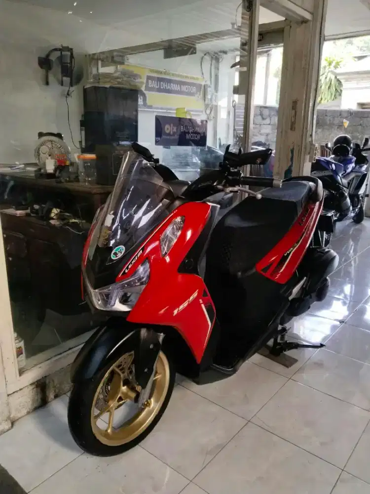 DP 800K / BUNGA MENURUN 2% / YAMAHA LEXI 155 TAHUN 2024