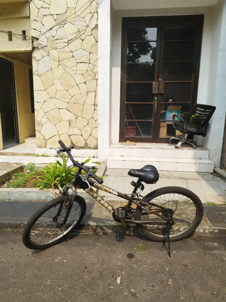 Speda poligon anak remaja
