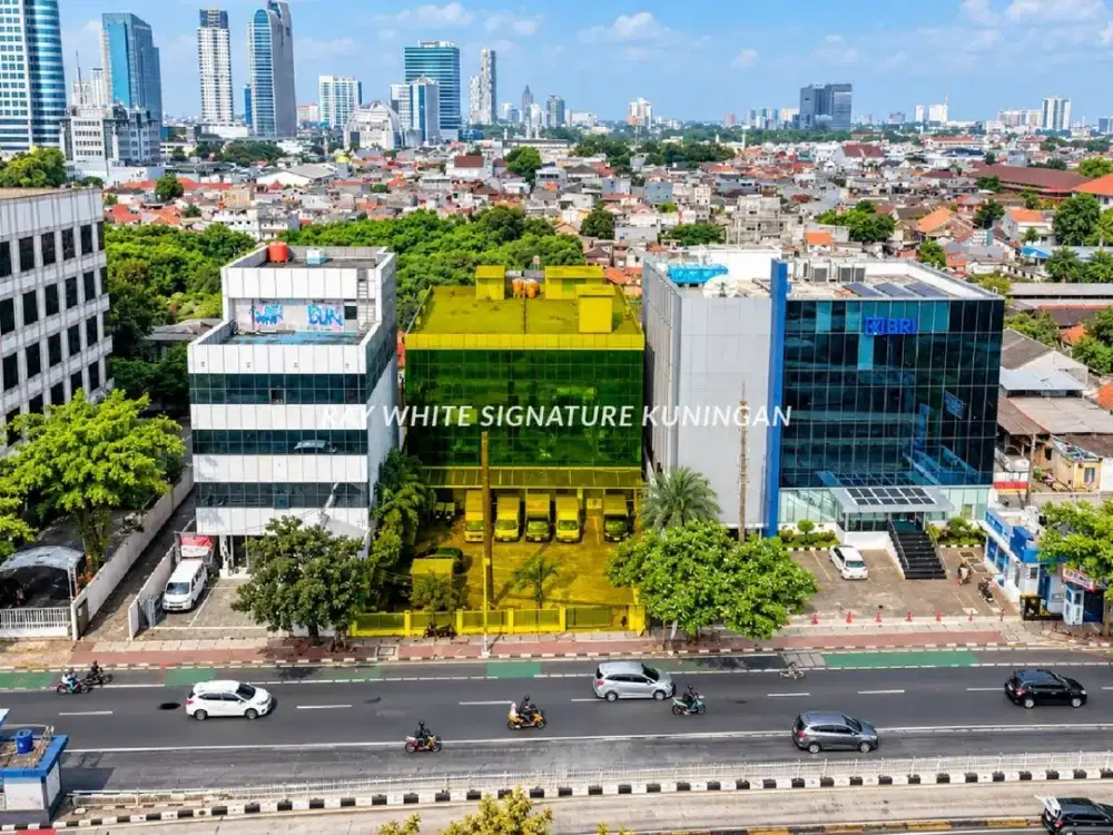 Gedung Komersial 3 Lantai di Mampang Prapatan Raya Area Bisnis