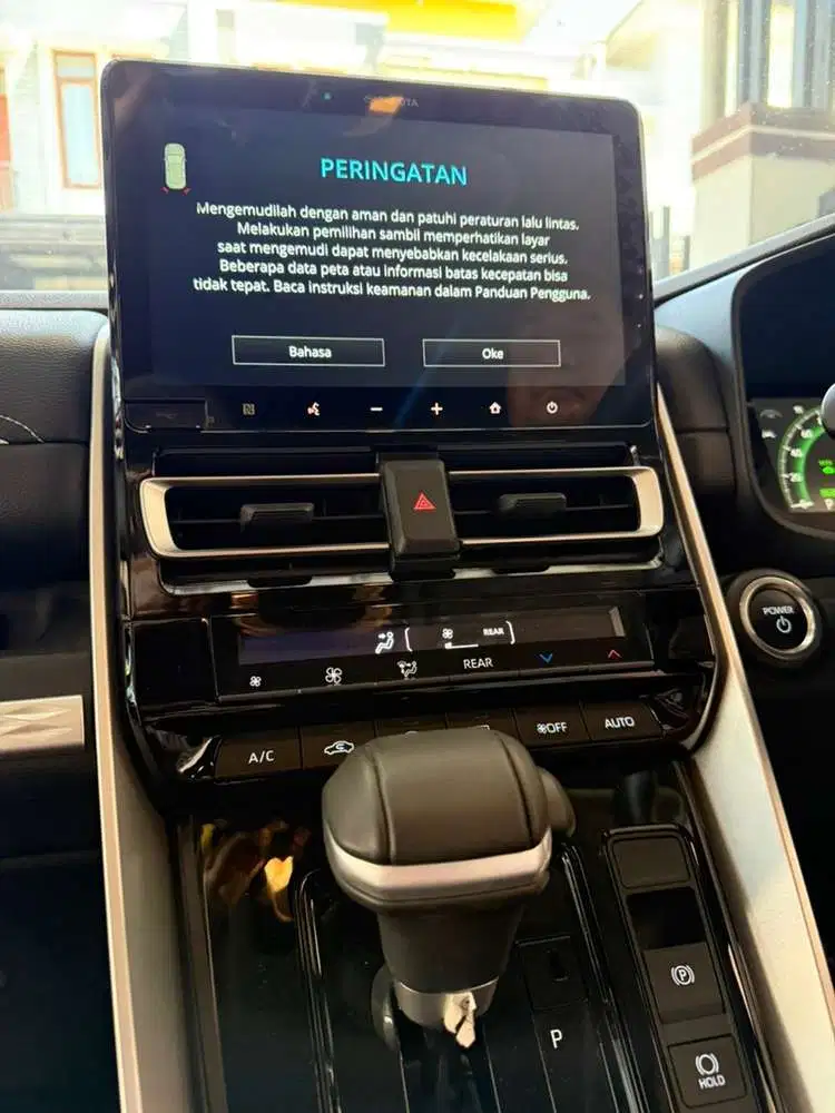 Toyota Kijang Innova 2024 Bensin