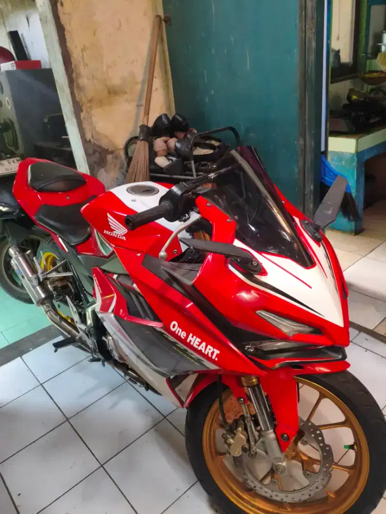 CBR 150R TAHUN 2021