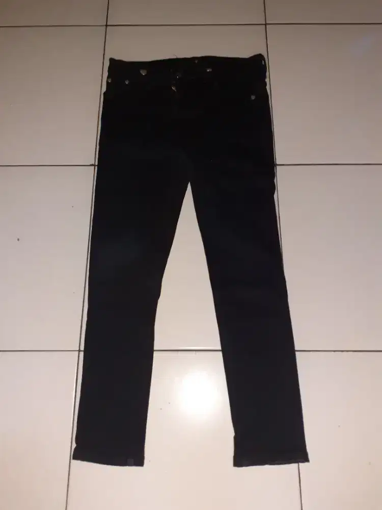 Jual cepat dari celana,baju,dan jaket