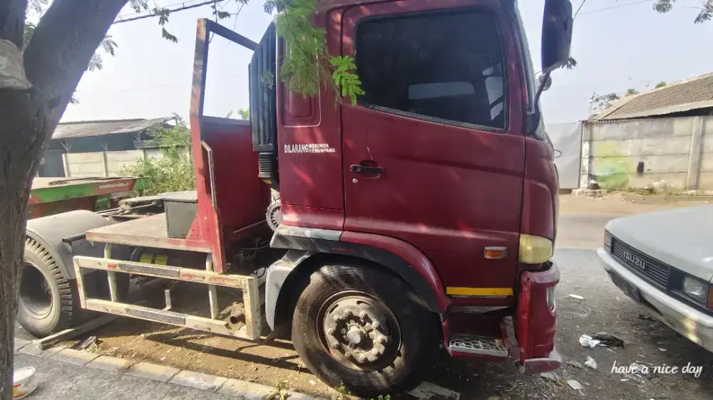 Hino SG 260 2021, Tractor Head