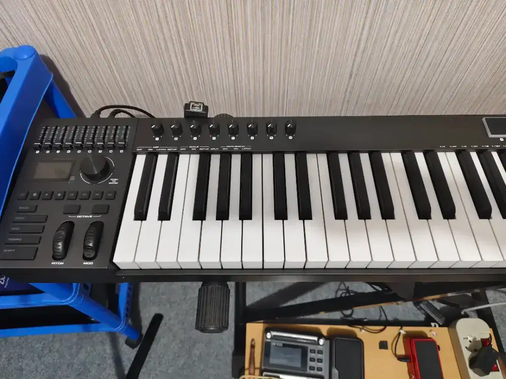 MIDI CONTROLLER NUX NTK 61