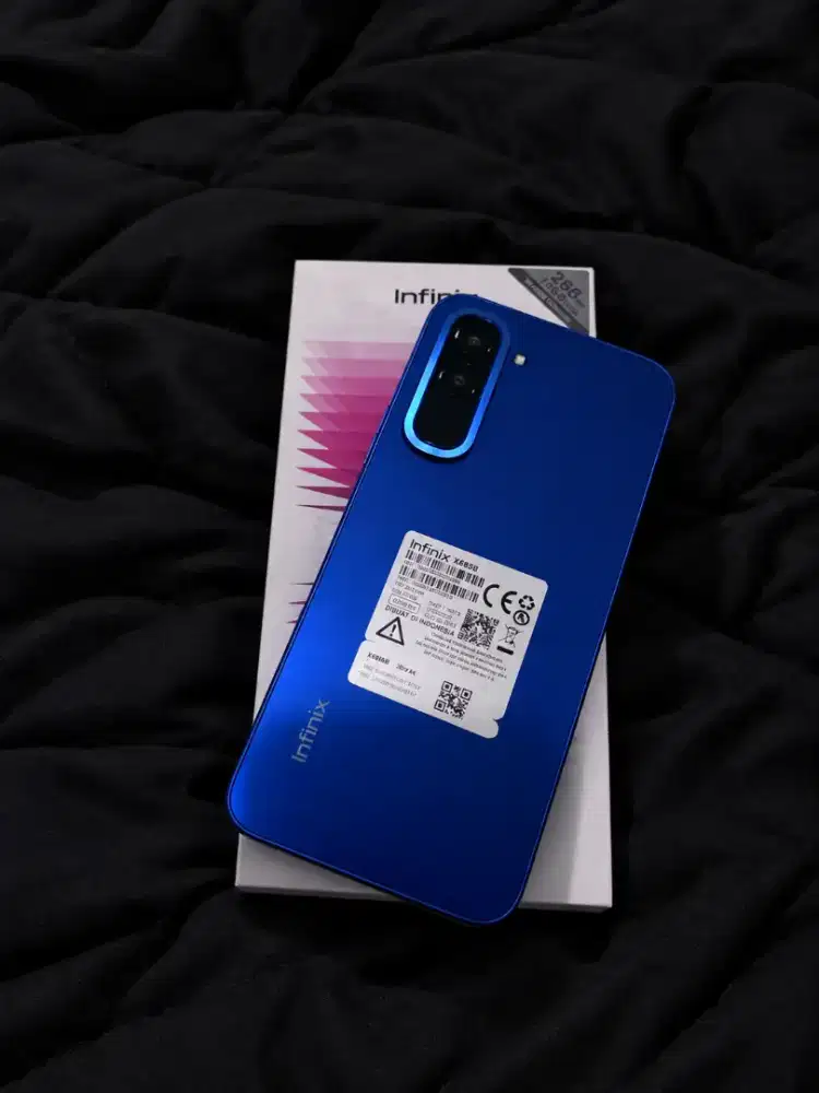 Infinix hot 70 6+6 256 gb