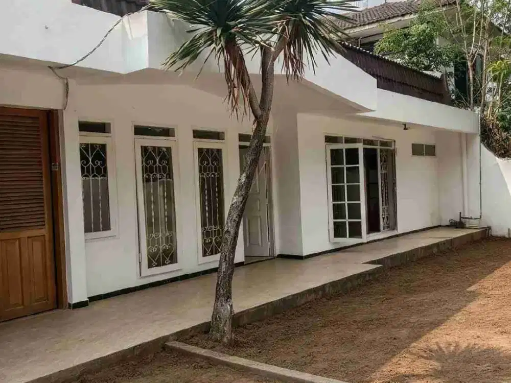 rumah baru renovasi di senopati kebayoran baru jakarta selatan