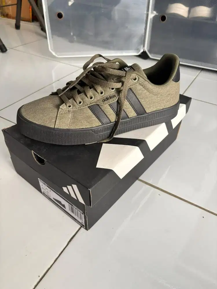 ADIDAS SKATEBOARDING 3.0 - GREEN SIZE 42.5