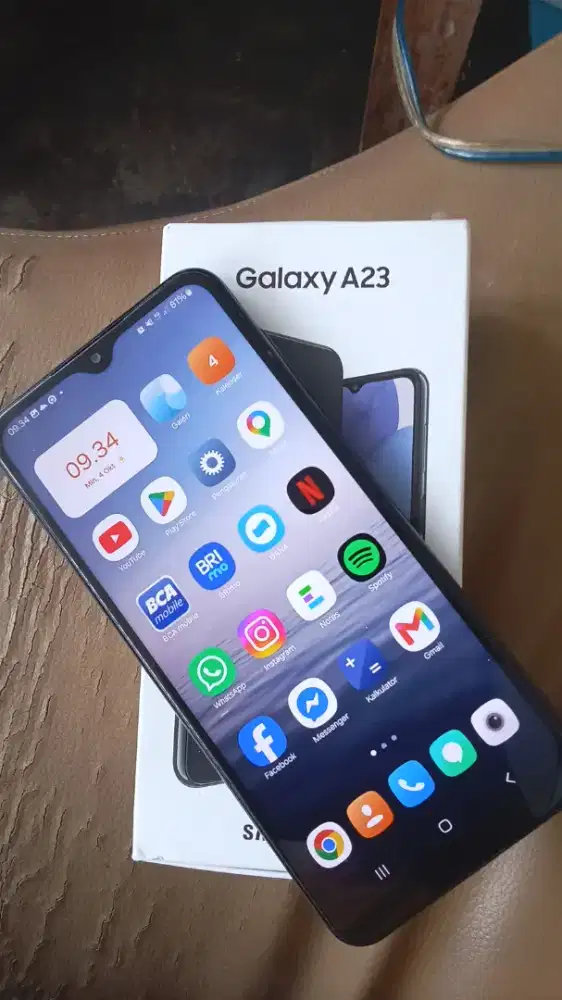 Samsung A23 6/128GB KOMPLIT