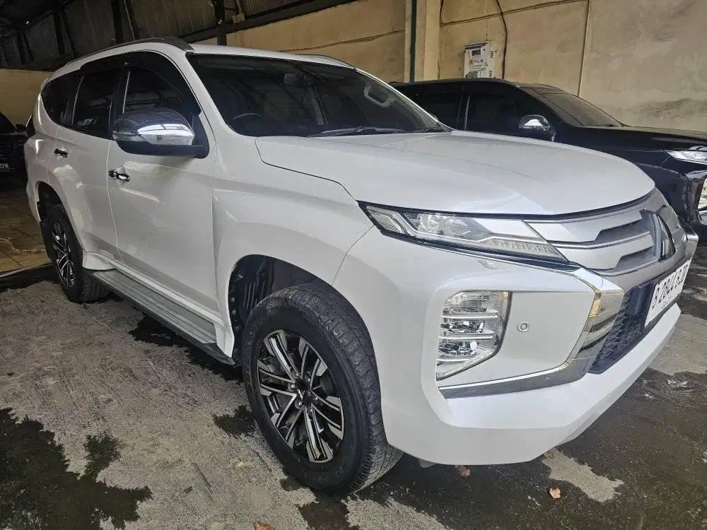 Mitsubishi Pajero Sport New Dakar 4X2 Ultimate 2022 Putih