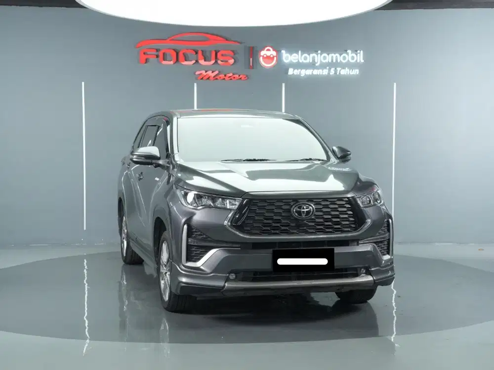 Km 32rb toyota kijang innova zenix q hybrid modelista tss 2024 abu