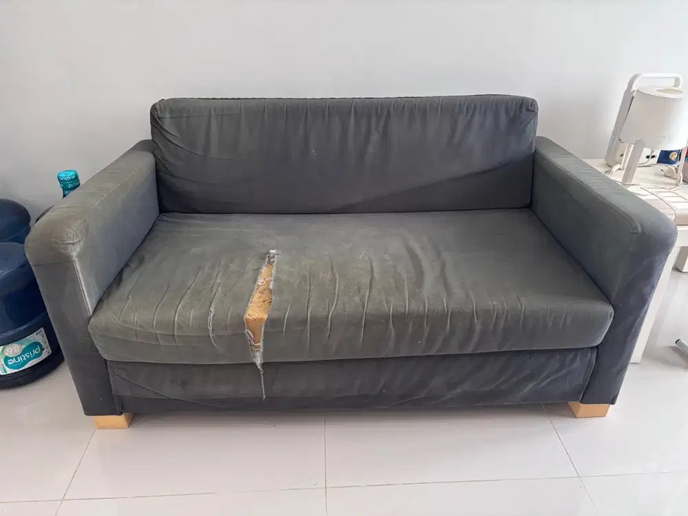 Dijual Sofa bed ex-Ikea warna dark blue