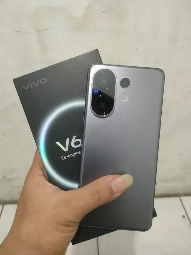 JUAL AJA HP VIVO V60 5G RAM 12/512