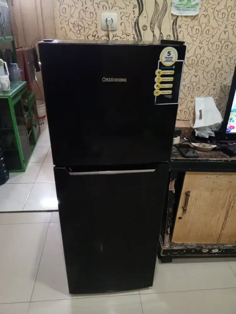 Kulkas changhong 2 pintu