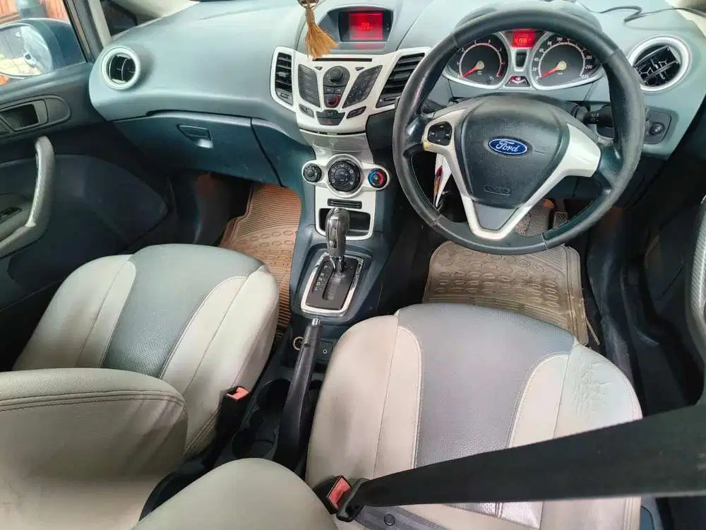 Ford Fiesta 2010 Bensin