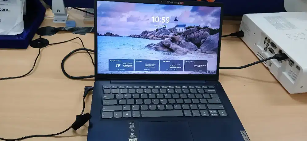 Jual Laptop LENOVO IdeaPad Slim 3
