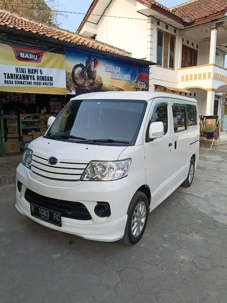 Daihatsu Luxio D manual