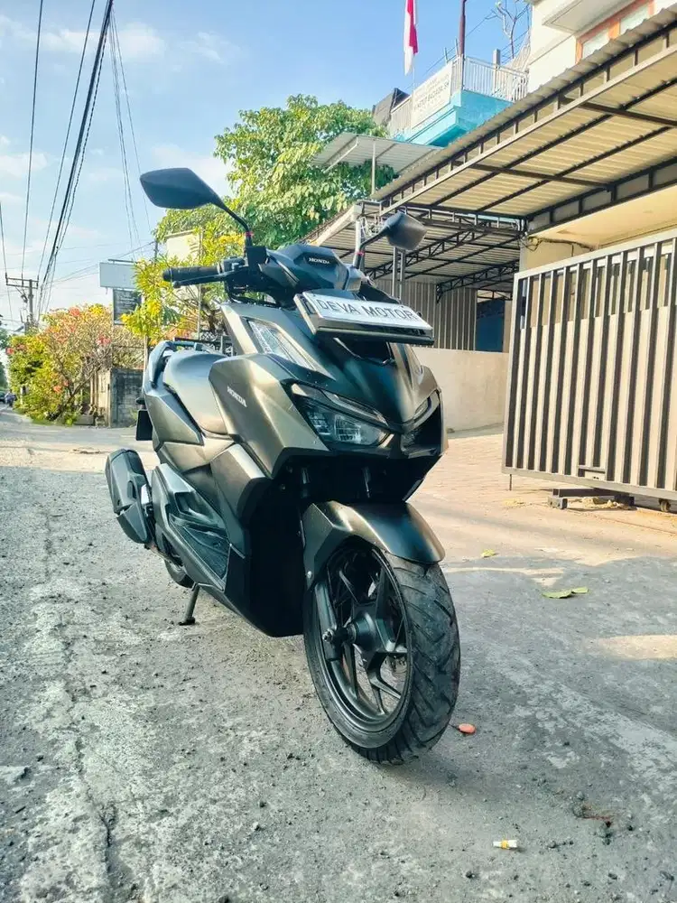 Vario 160 th 2024 hitam deva motor