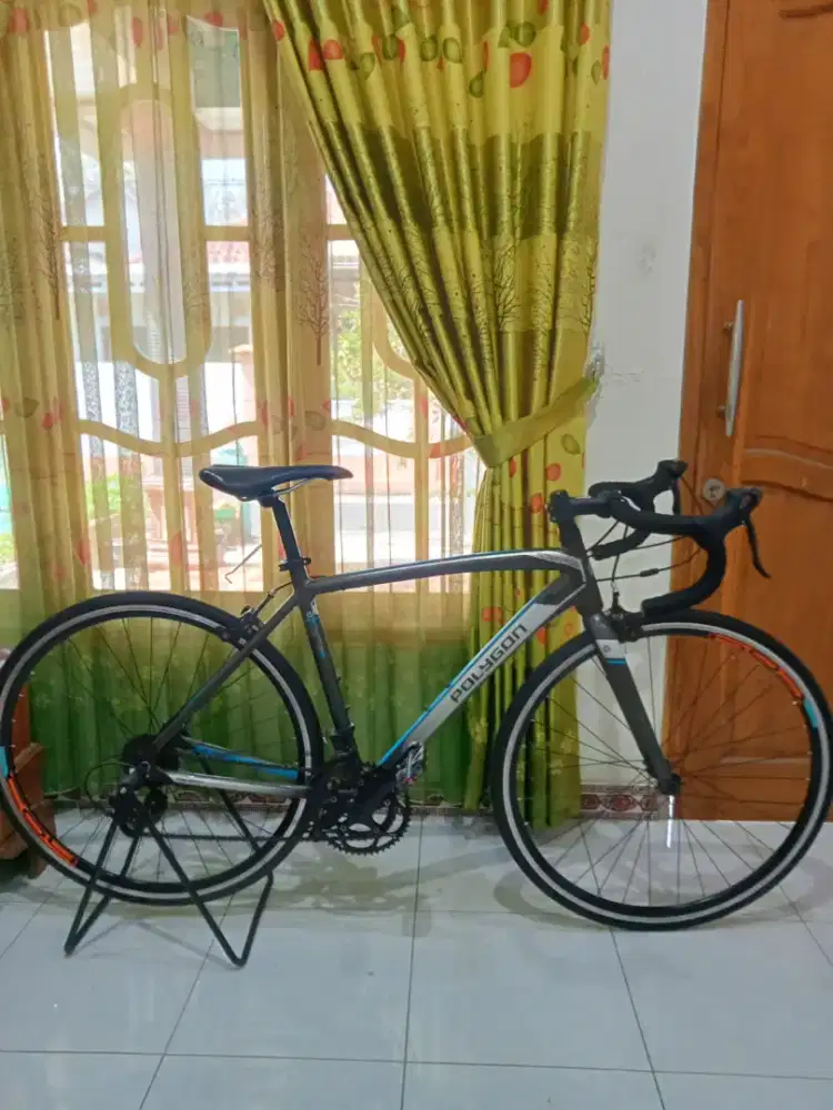 polygon stratos 1