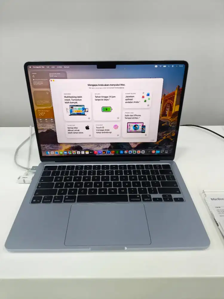 WTS macbook air m5 new 16/512 sky blue