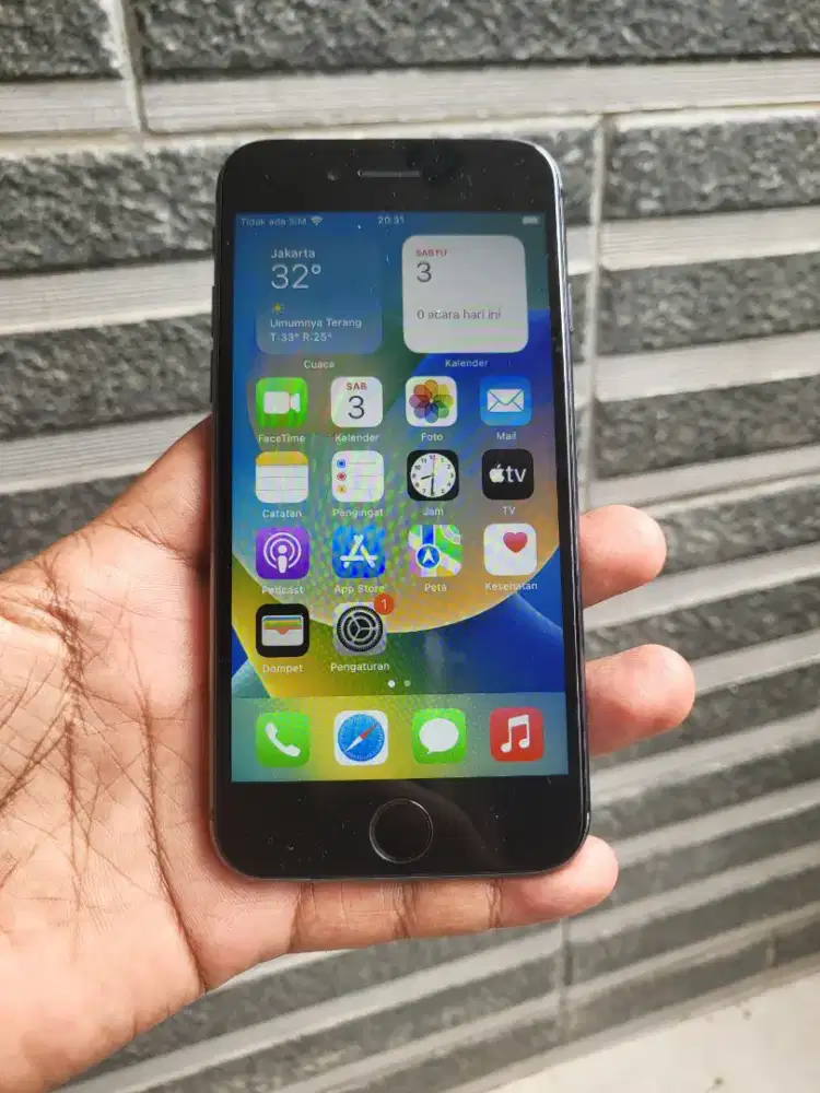 Jual cepat iphone 8 64GB fullset