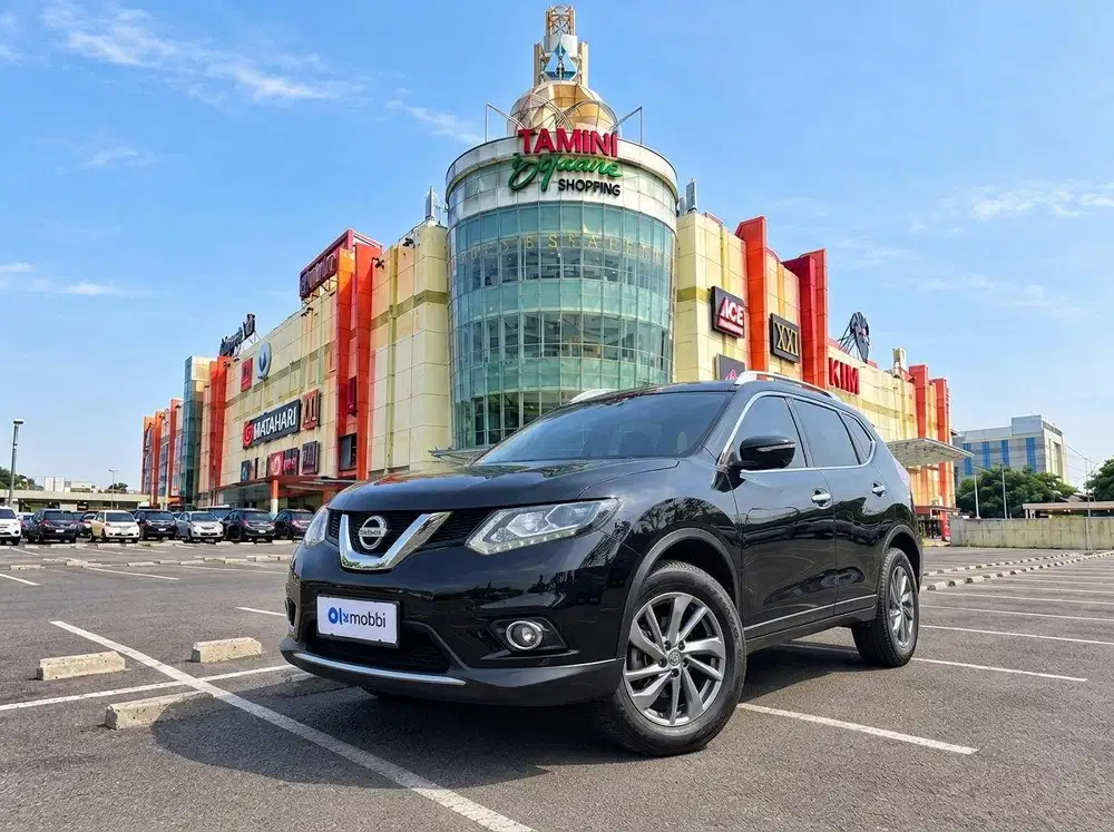 TDP RENDAH - Nissan X-Trail 2.5 Bensin-AT 2015 Hitam CWYZB