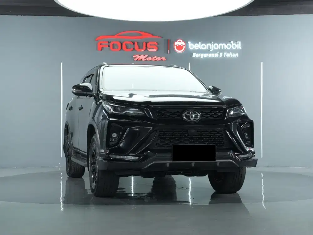 Km 21rb toyota fortuner vrz gr tss 2025 hitam diesel