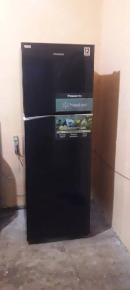 kulkas jumbo 2 pintu merk panasonic