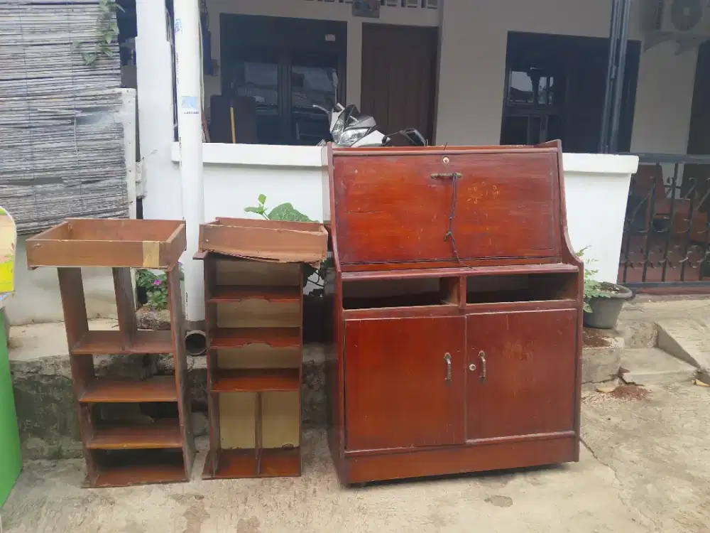 MEJA BELAJAR BEKAS KAYU JATI