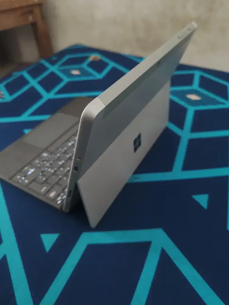 Microsoft Surface Go 2