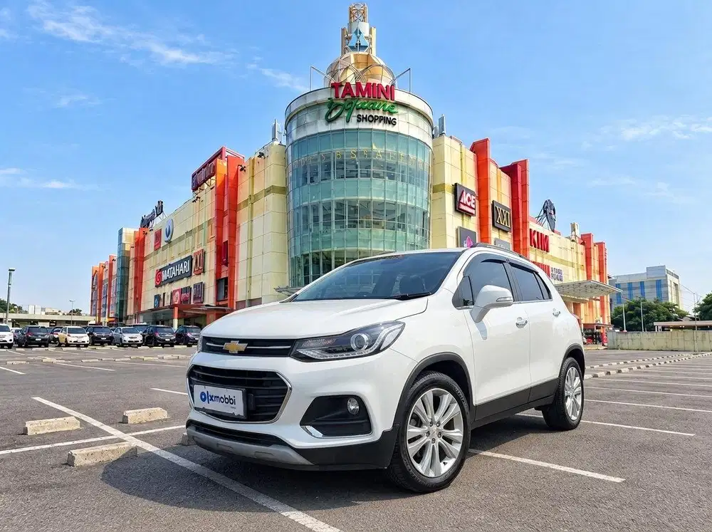 TDP RENDAH - Chevrolet Trax 1.4 Turbo LTZ Bensin-AT 2017 Putih CKYCB