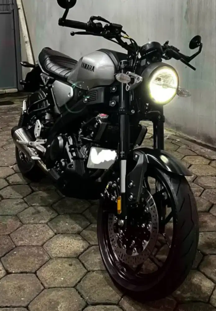 Yamaha XSR 2023