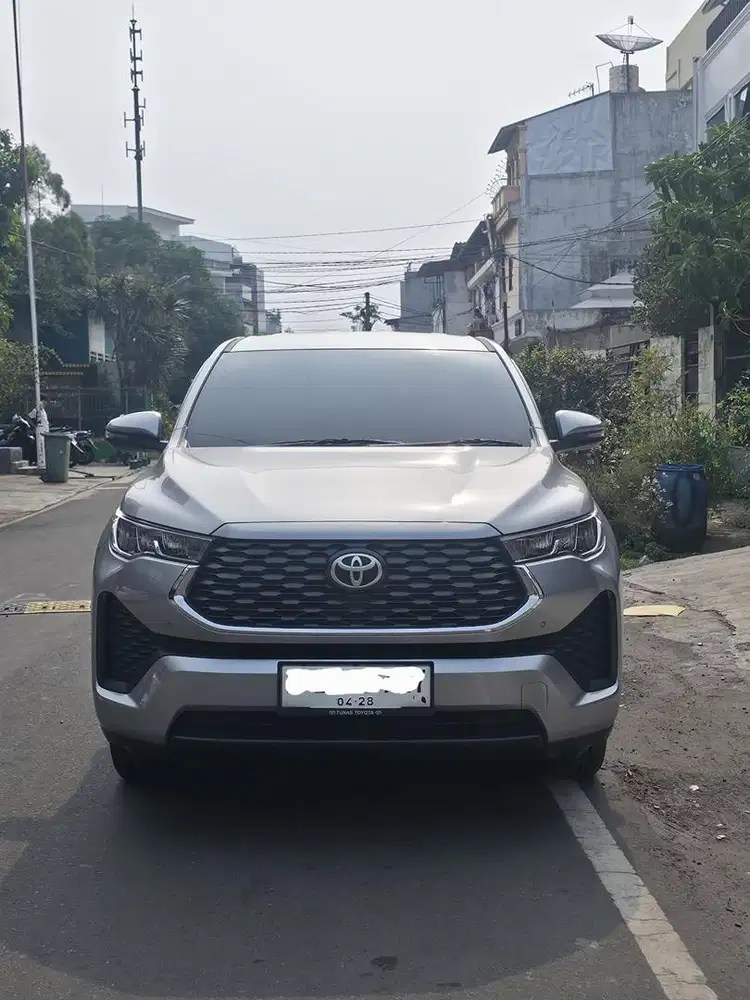 TOYOTA KIJANG INNOVA ZENIX V BENSIN A/T 2.0